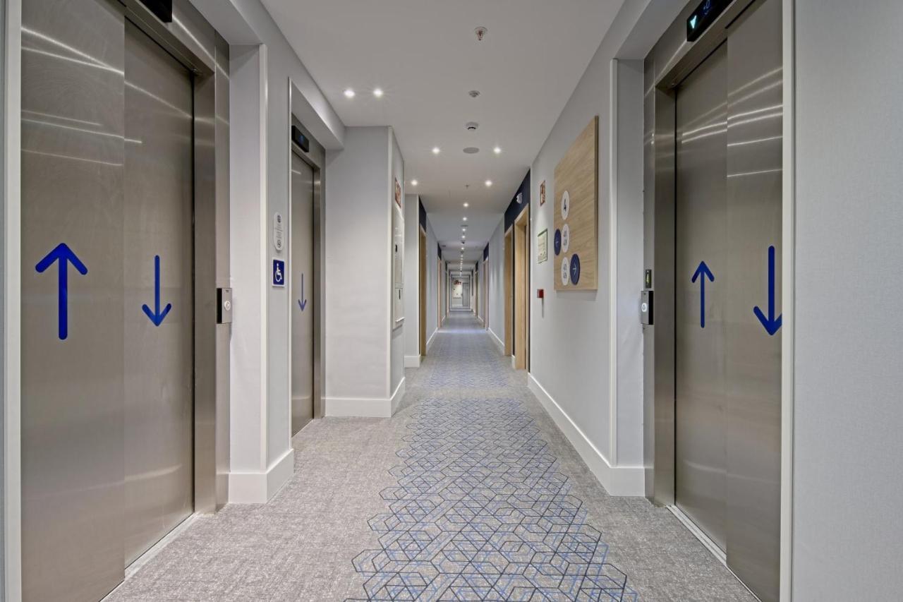 Holiday Inn Express - Madrid - Airport By Ihg Εξωτερικό φωτογραφία