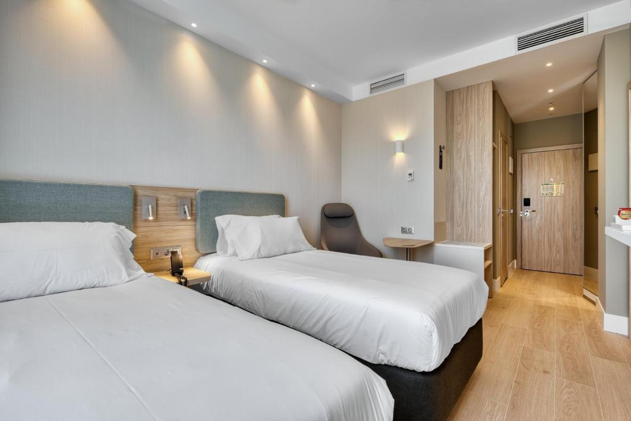 Holiday Inn Express - Madrid - Airport By Ihg Εξωτερικό φωτογραφία