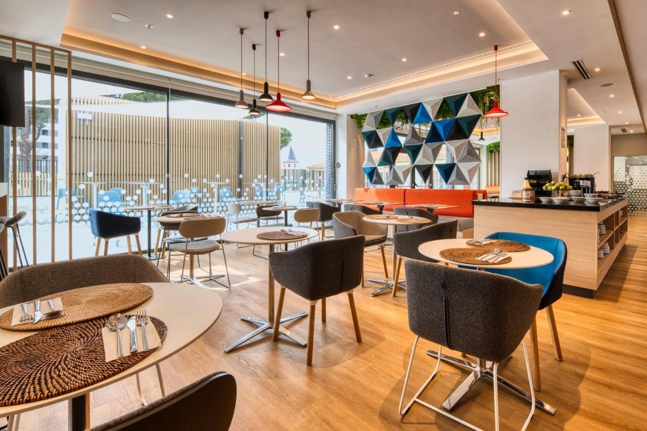 Holiday Inn Express - Madrid - Airport By Ihg Εξωτερικό φωτογραφία