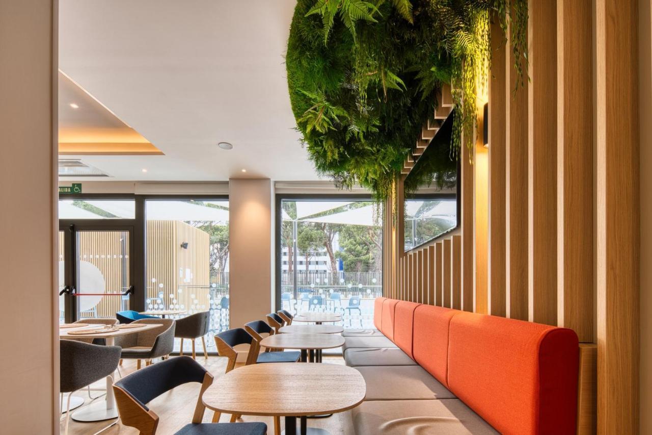 Holiday Inn Express - Madrid - Airport By Ihg Εξωτερικό φωτογραφία