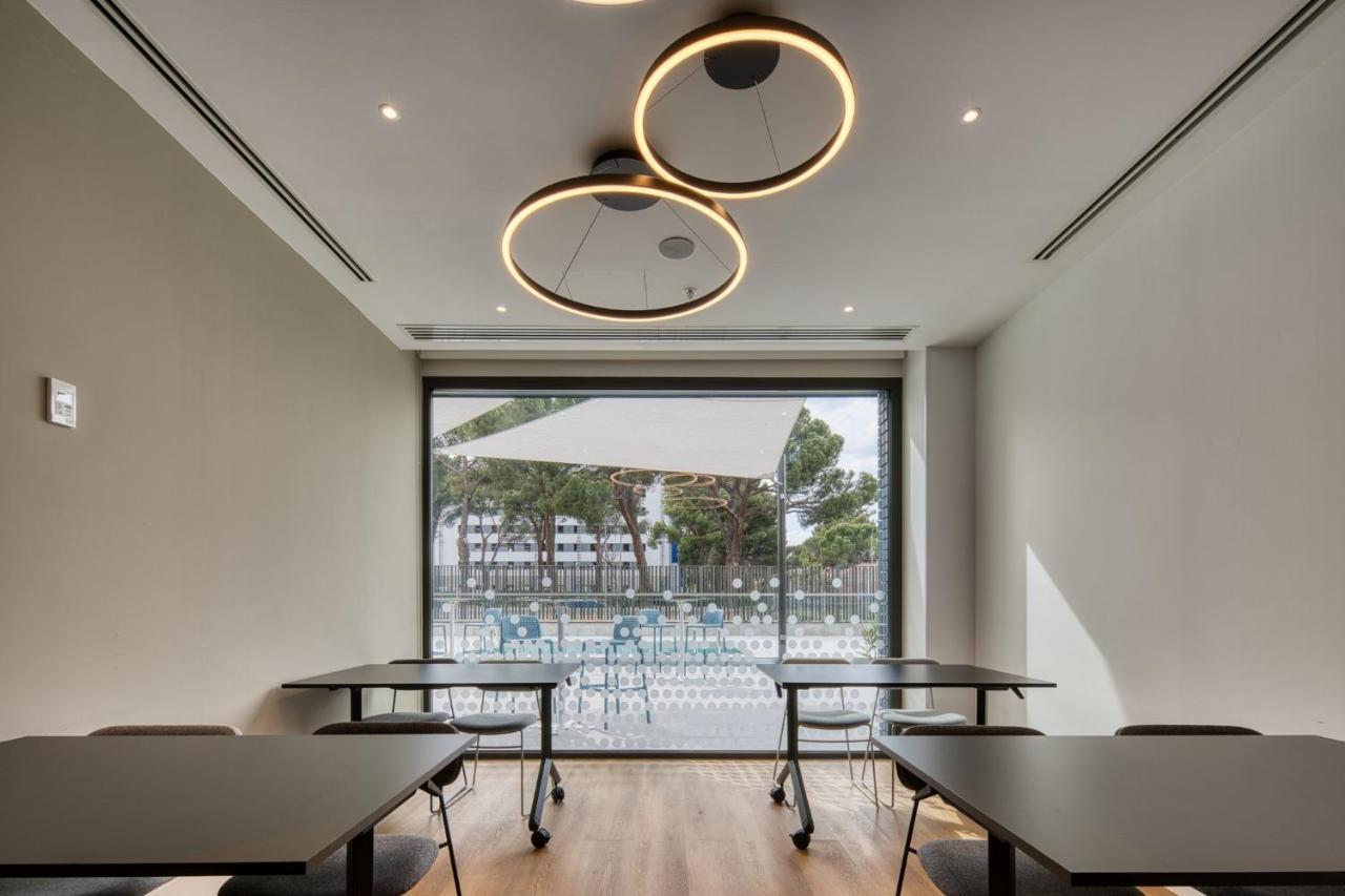 Holiday Inn Express - Madrid - Airport By Ihg Εξωτερικό φωτογραφία